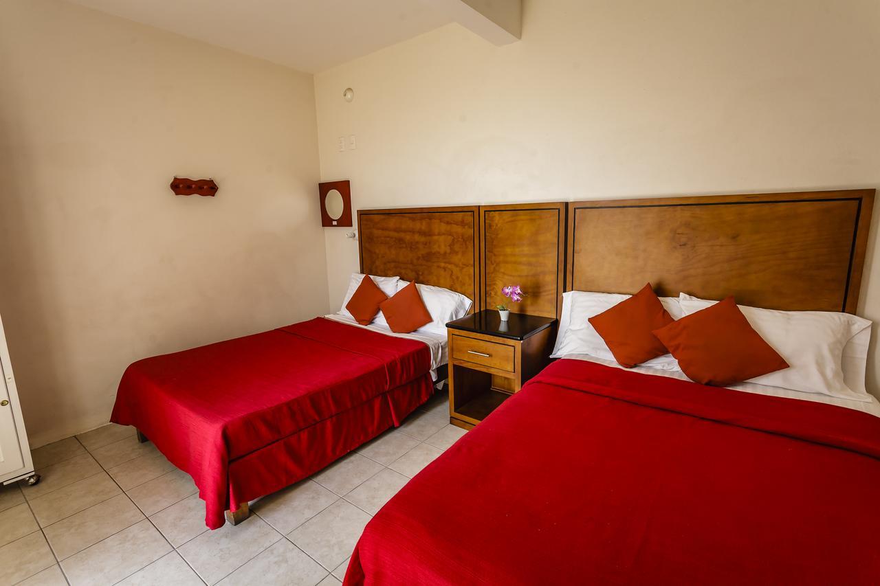 La Leyenda Hostel Oaxaca Bagian luar foto
