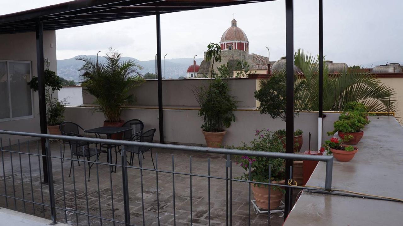 La Leyenda Hostel Oaxaca Bagian luar foto